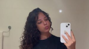 I want see my wife kauane in all internet