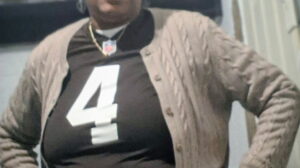 Luciana Karins.....aka....#saggytitslucy..expose