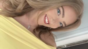 Disobedient cunt ellaaa.42 on discord