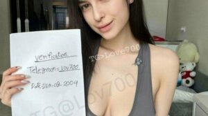 Exposed USA dumb 22 webslut
