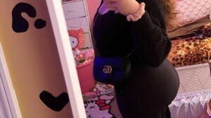 Pawg bitch's twitter is @avaaathe1