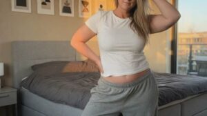 Extend this milf
