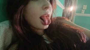 Discord slut ( sophia )