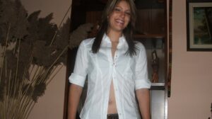 Annick , canadien slut